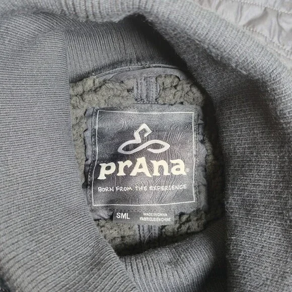 prAna Women’s Quilted Fleece Vest Small Black Cowl Neck Outdoor Hiking - Picture 7 of 9